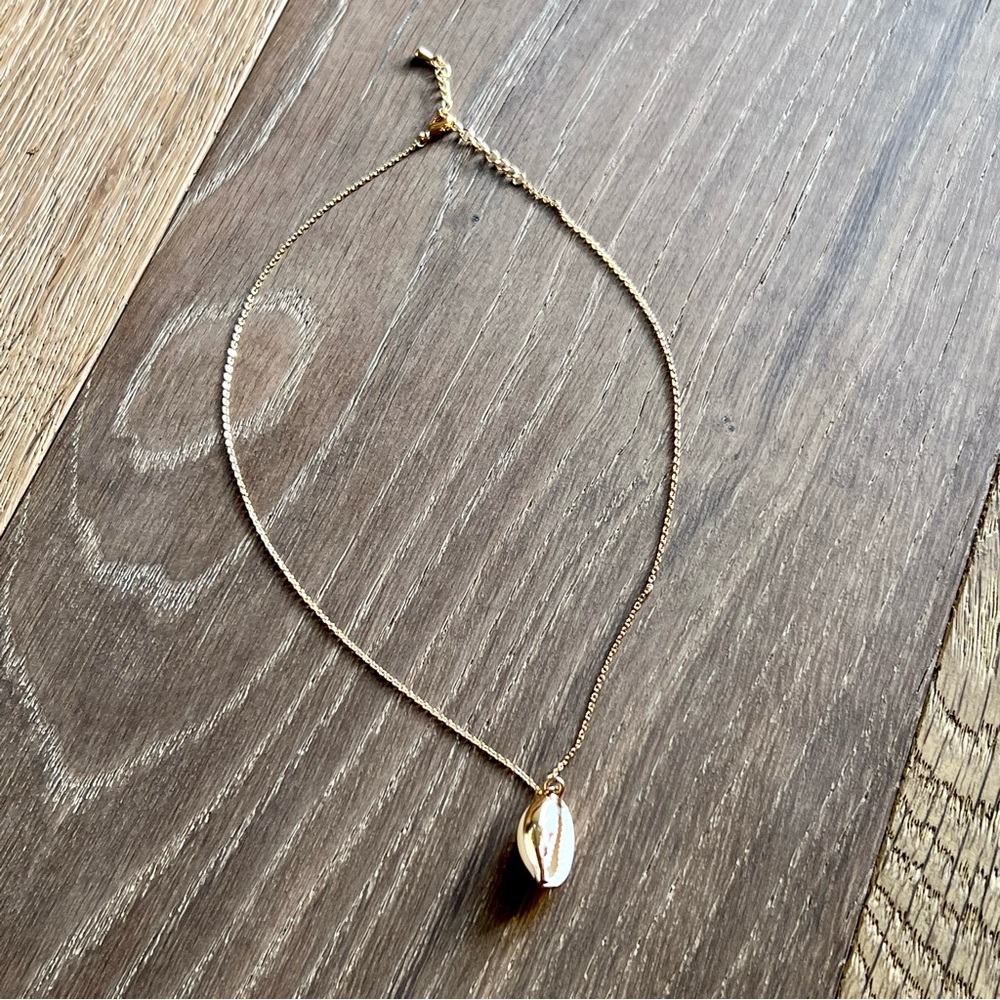 Gold Shell Necklace